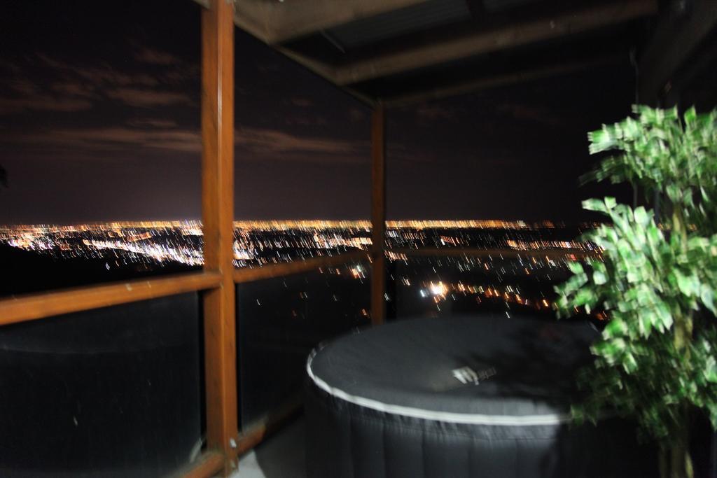 Bonza View Apartment Kalorama Екстериор снимка